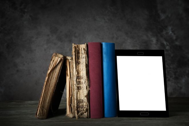 E-reading via tablet of e-reader? E-reading via tablet of e-reader?