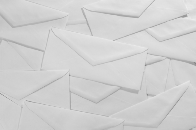 Zakelijk e-mailverkeer: Wat te doen en wat niet te doen ? Zakelijk e-mailverkeer: Wat te doen en wat niet te doen ?