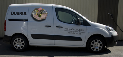 Belettering bestelwagen vishandul Dubrul uit Rollegem Belettering bestelwagen vishandul Dubrul uit Rollegem